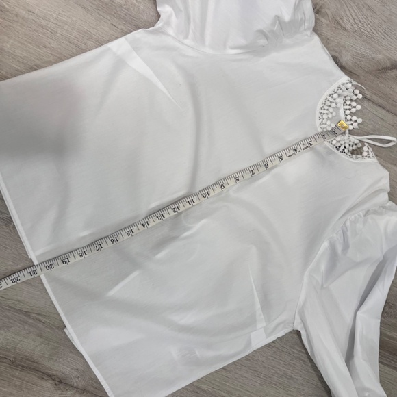 NWT H&M Divided Lace Trimmed White Poplin Top Size Medium White - Picture 7 of 10